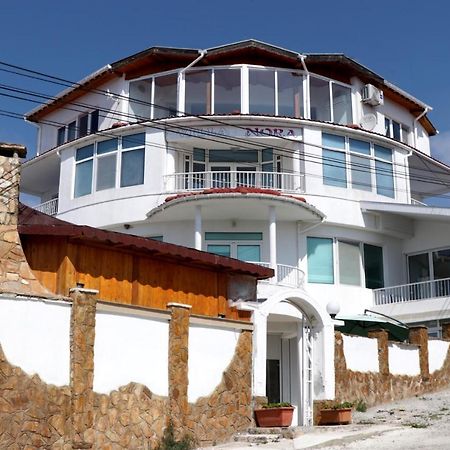 Villa Nora Албена Экстерьер фото